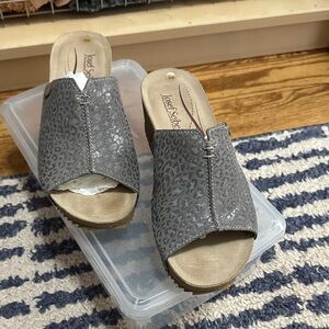 Josef Seibel Leopard Print Gray Mules